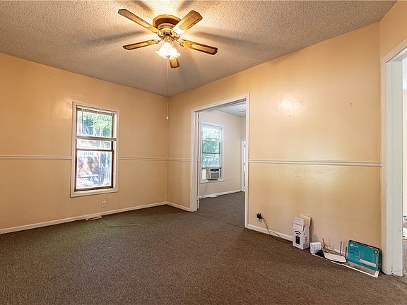 2nd image of 454 Powers Ln