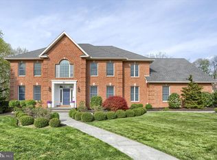 23 Emlyn Ln, Mechanicsburg, PA 17055