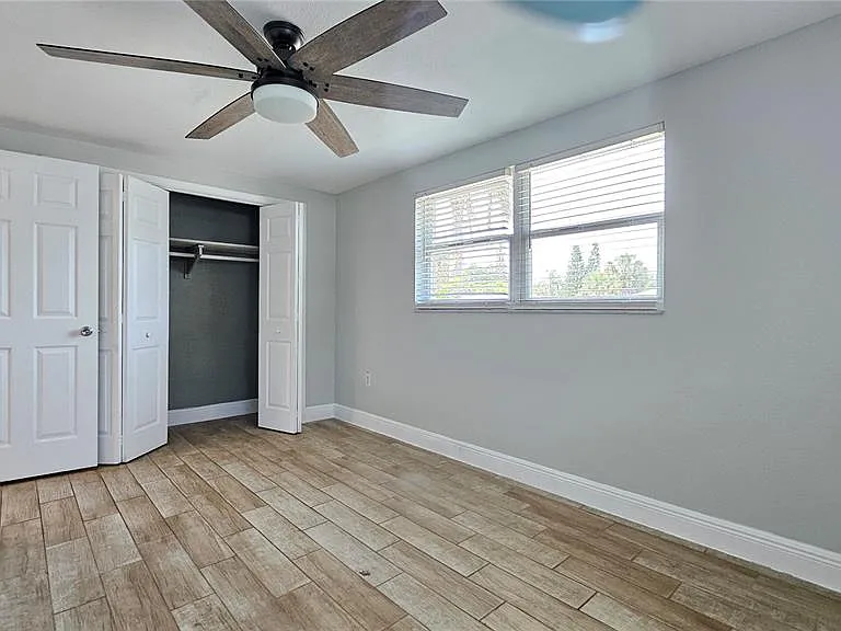 6412 Pawling Ave — Photo 12
