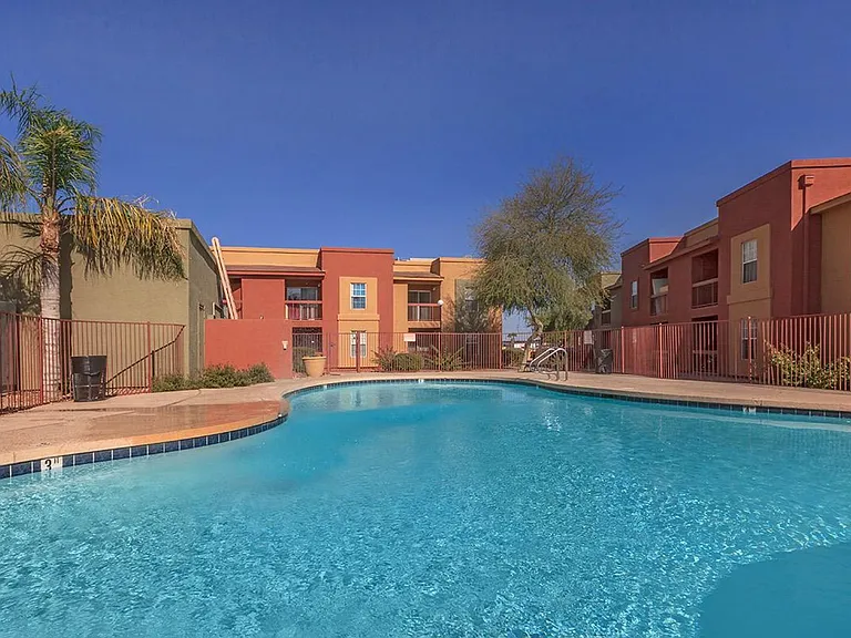 San Giovanni Apartments — Photo 11