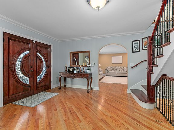 5th image of 505 Rue Chamonix