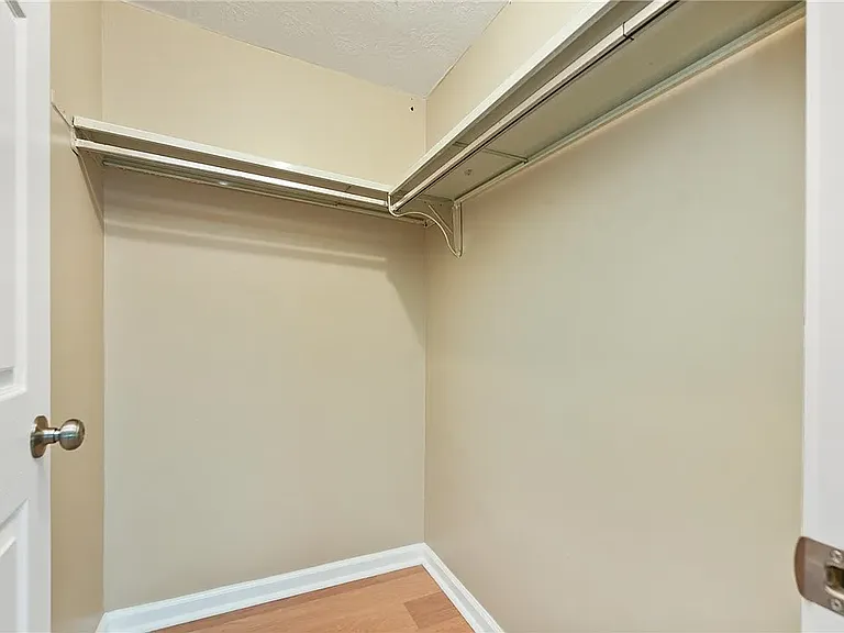 806 Countryside Dr — Photo 26