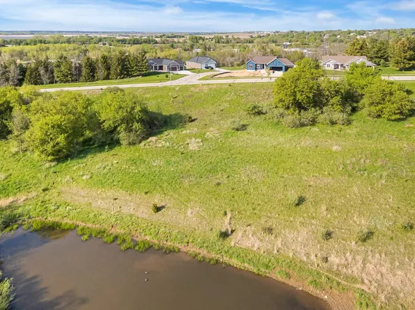 282 Moraine Drive, Ripon, WI 54971