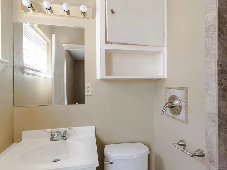 830 E Linda Dr — Photo 14