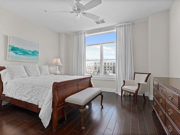 5th image of 23 Shipyard Dr APT 405