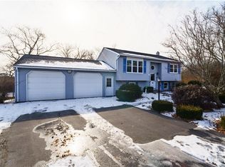 25 Francis St, Coventry, RI 02816