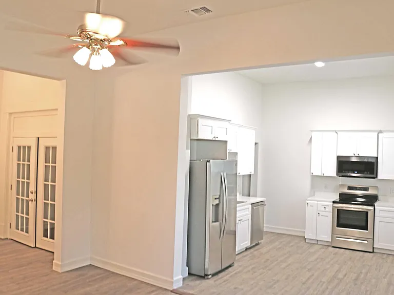 2120 Monterey St #102 — Photo 5