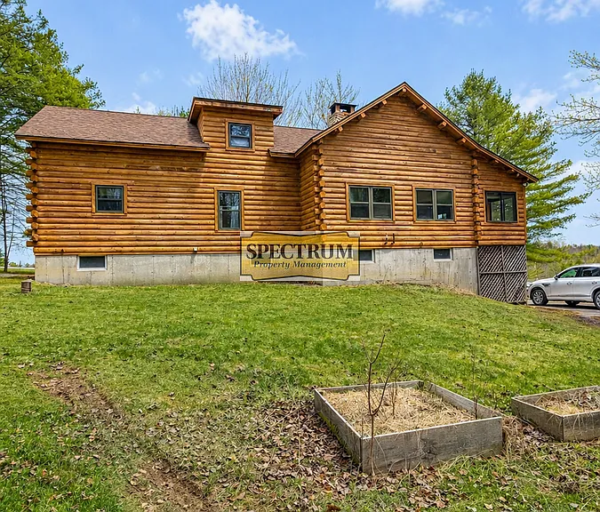 805 N Dexter Rd — Photo 3