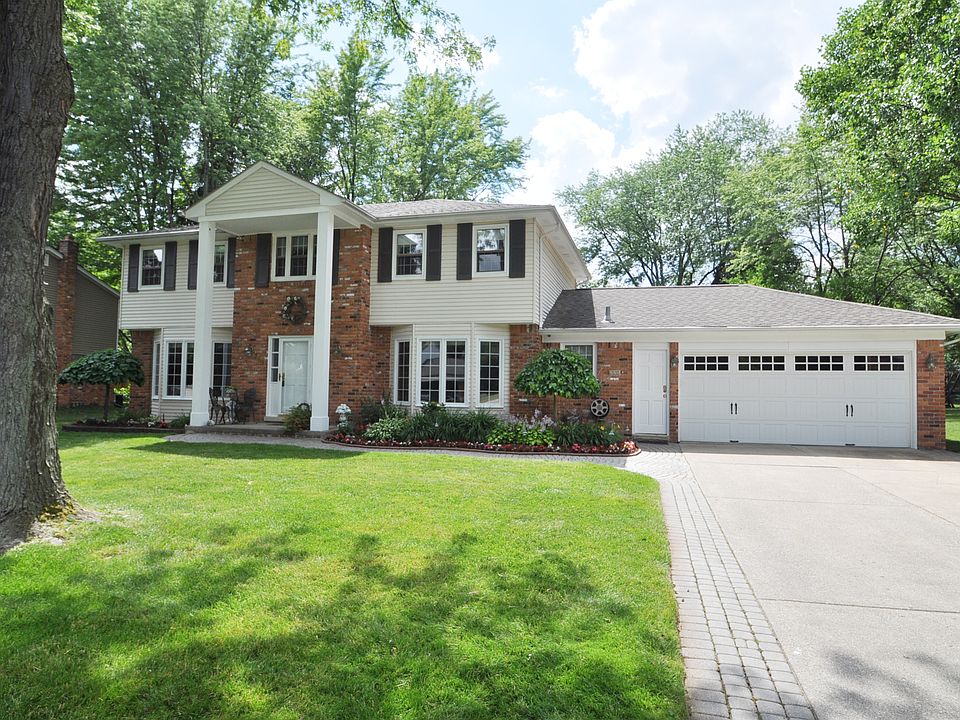 2nd image of 761 Bridgestone Dr