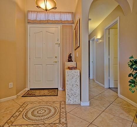 4th image of 16467 W Sandra Ln