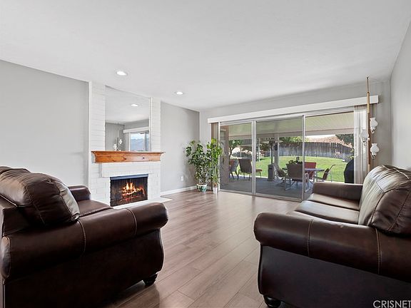 5th image of 28642 Macklin Ave