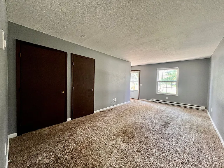 5534 Heatherdowns Blvd — Photo 4
