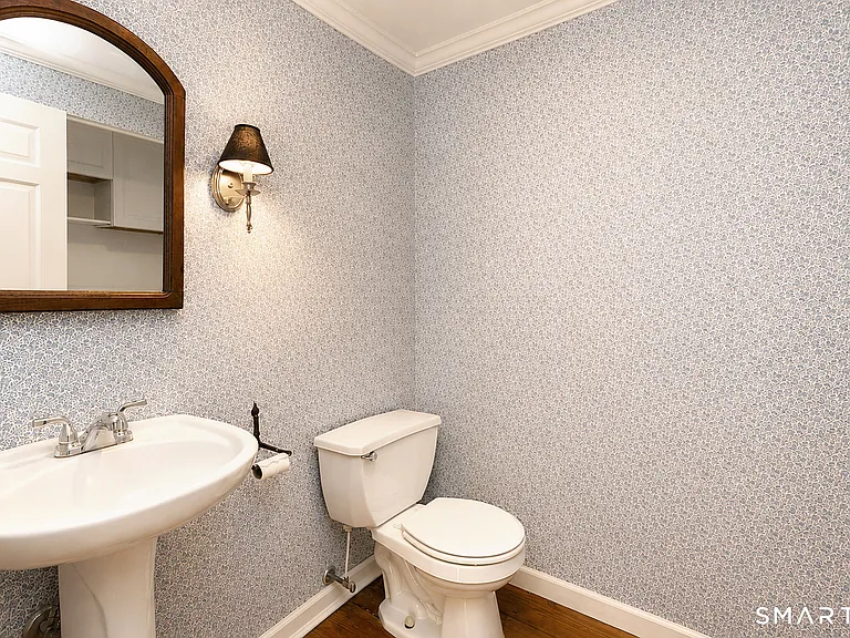 50 Fox Den Rd — Photo 21
