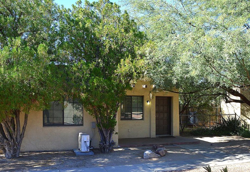 1st image of 3001 E La Madera Dr