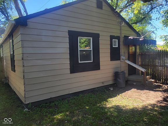 4th image of 2106 N Bosart Ave