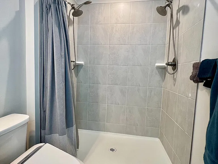 105 Caswell Dr — Photo 19
