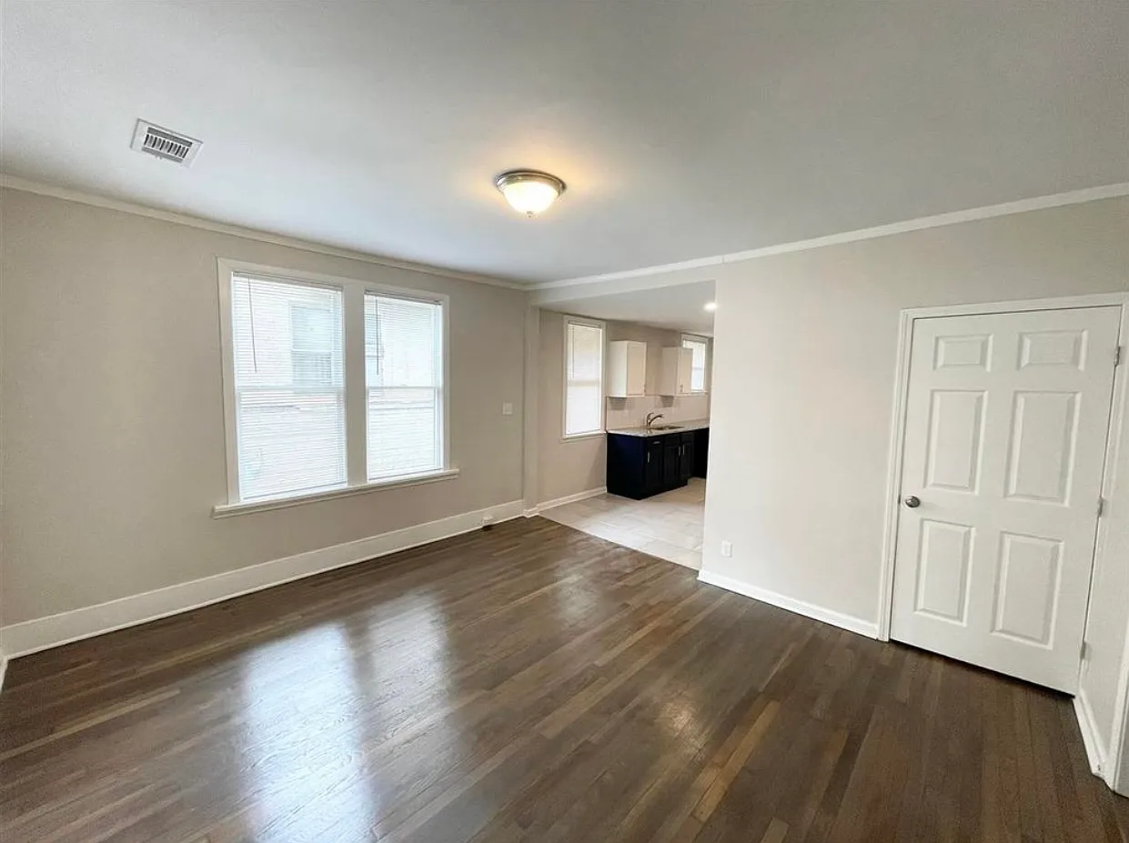 3 bed, 1368 sqft, $1,600 — Photo 4