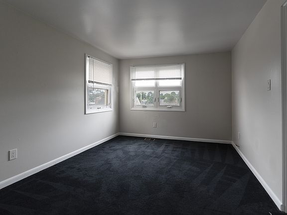 2nd Floor Rear Bedroom