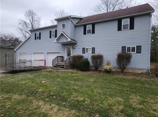 1439 Strong Ave, Findlay, OH 45840