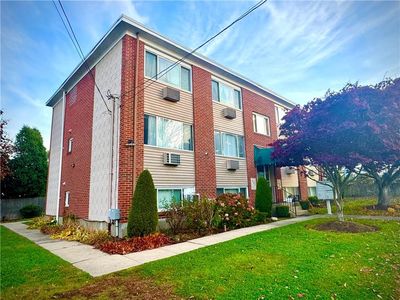 45 Urban Ave APT 3A, North Providence, RI, 02904
