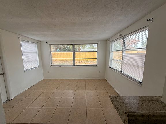 3rd image of 5023 Galaxy Dr