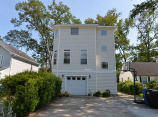 708 13th St, Virginia Beach, VA 23451