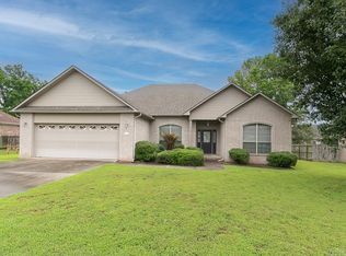 37 Applewood Dr, Cabot, AR 72023