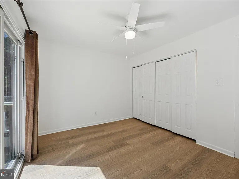 153 Parker Ave #B — Photo 24
