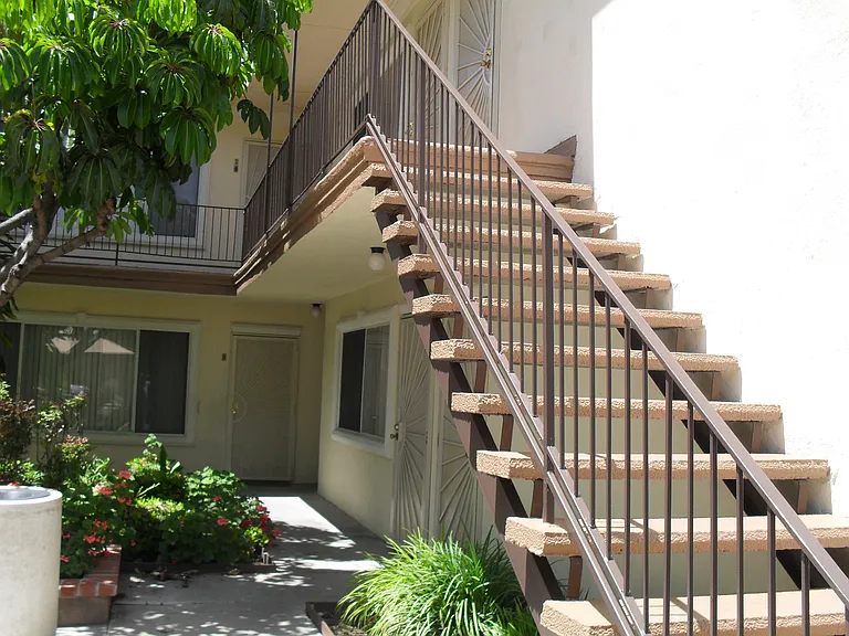 Parkridge Apartments — Photo 19