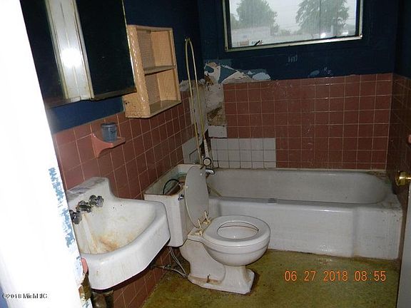 4th image of 7401 Avenue B