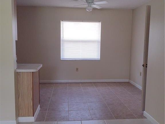 5th image of 4726 Queen Palm Dr