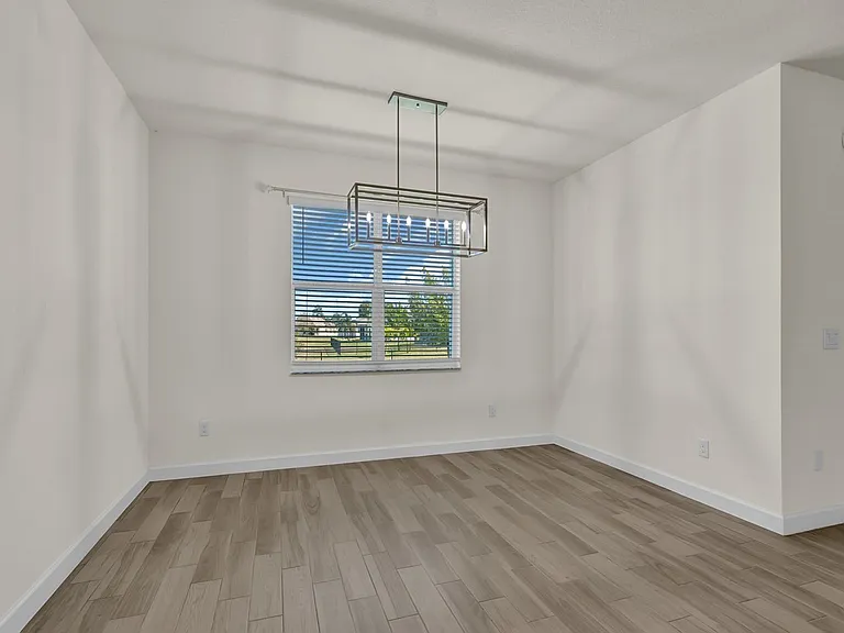 5982 Sequoia Cir — Photo 8