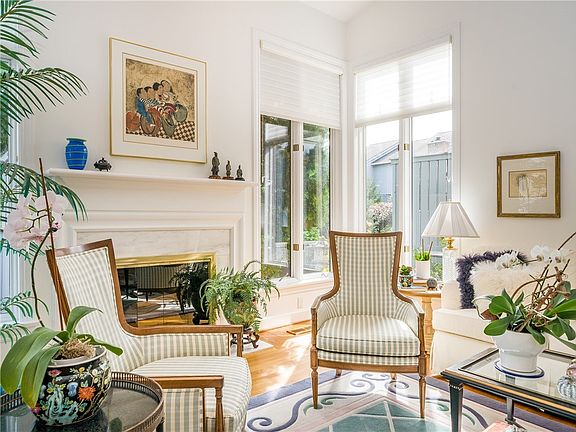 3rd image of 59 Tobey Ct