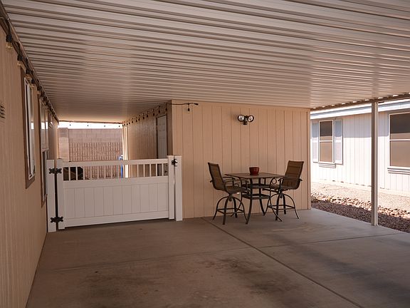 EXTRA WIDE GATE TO BACK YARD