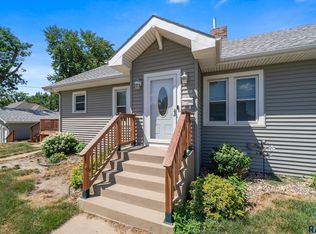 600 W 22nd St, Sioux Falls, SD 57105