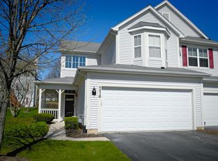 276 Grand Ridge Rd, Saint Charles, IL 60175