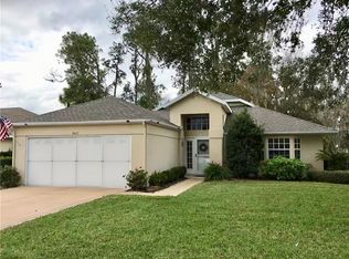 2412 Baywater Rd, Tavares, FL 32778