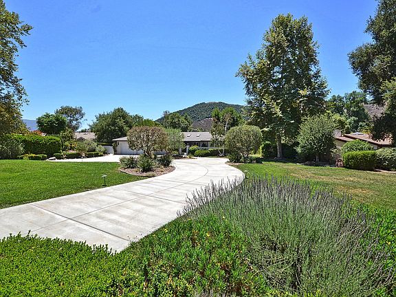 2nd image of 16151 Pauma Valley Dr