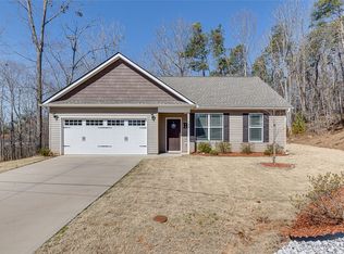 136 N Forest Cir, Marietta, SC 29661