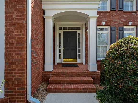 5th image of 2727 Dunmoore Dr