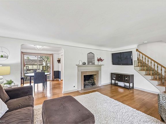 4th image of 8330 Bauerdale Ave