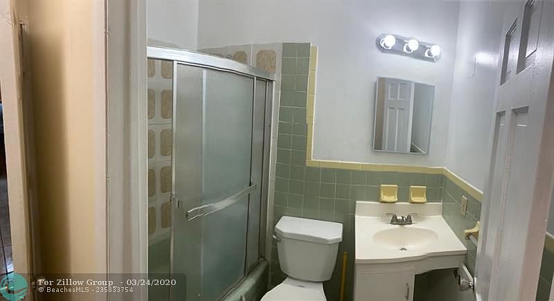 1st image of 1704 NW 8th Ct #2