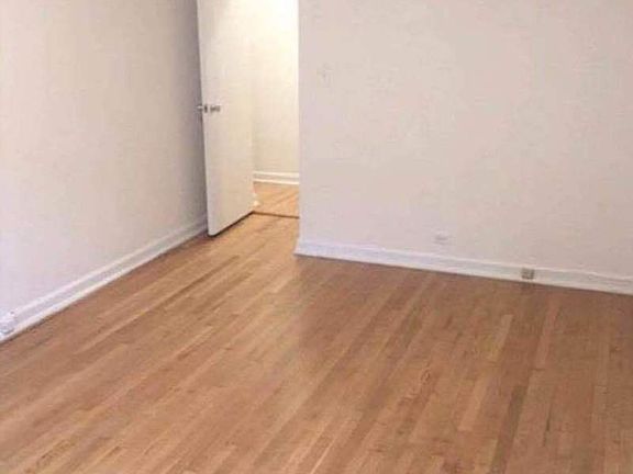 3rd image of 155 W 81st St APT 6D