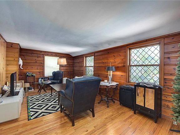 5th image of 1229 Belle Ave