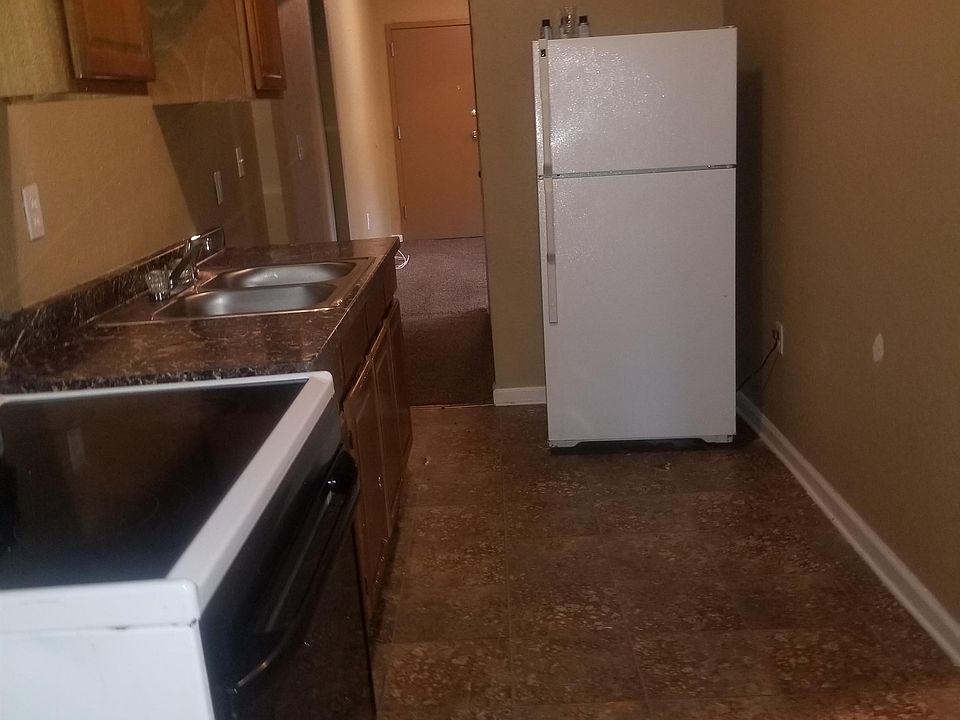 2nd image of 2717 Park Ave #A