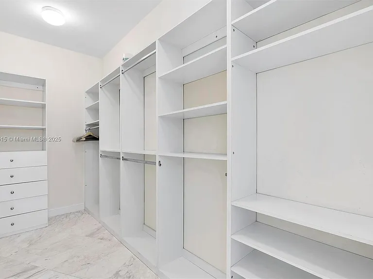 16001 Collins Ave #3507 — Photo 19