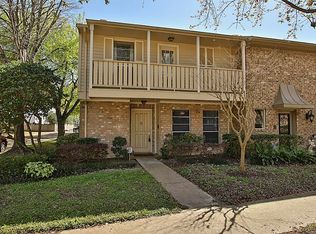 727 Bunker Hill Rd APT 70, Houston, TX 77024