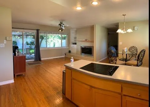 4050 Forestview Ave — Photo 4