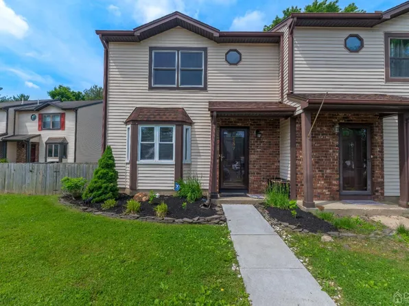 137 Leah Ct, Dayton, NJ 08810