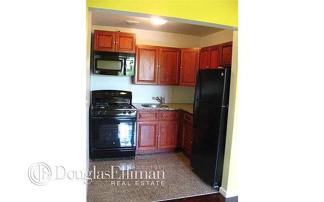 Rented by Douglas Elliman | media 3